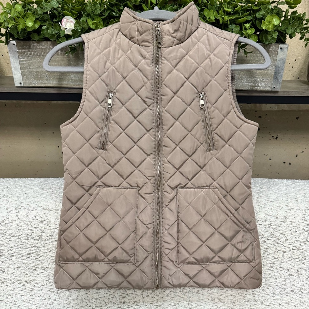Copper Key Quilted Vest in Light Tan